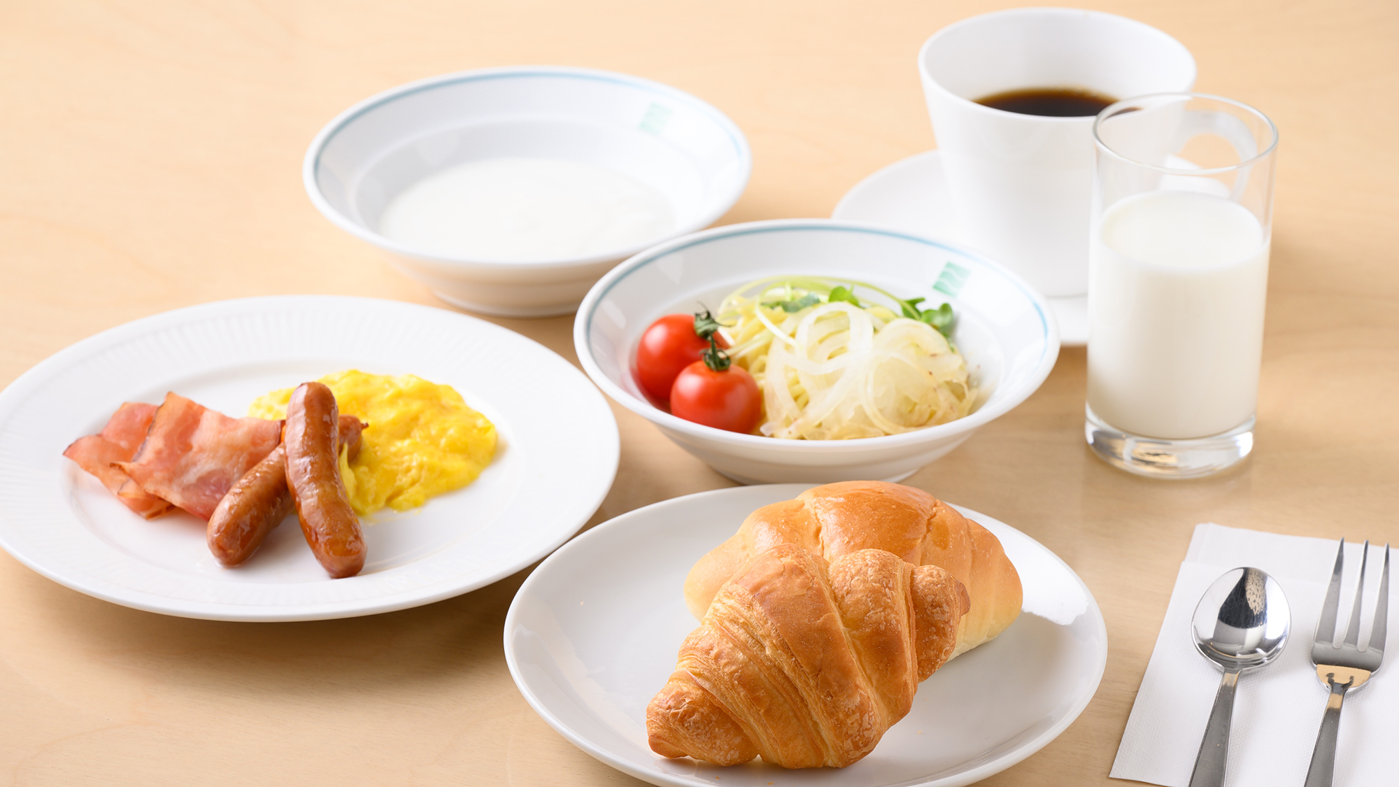 朝食│盛り付け一例（洋食）