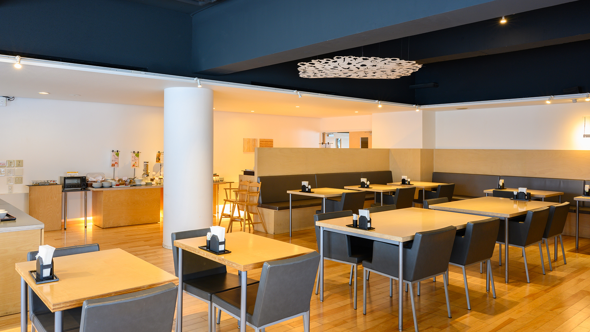 レストラン│1F「イル・チエロ」　ごゆっくりとお食事をお楽しみください