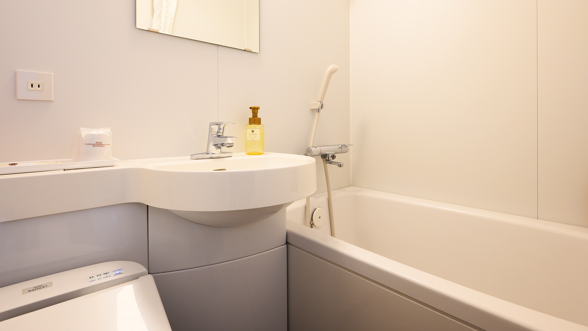 客室│バスタブ（シングル一例）