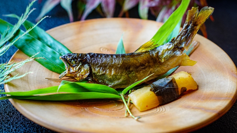 【スタンダード三楽園会席】旬の造り5種盛と和牛を堪能する季節の味覚プラン