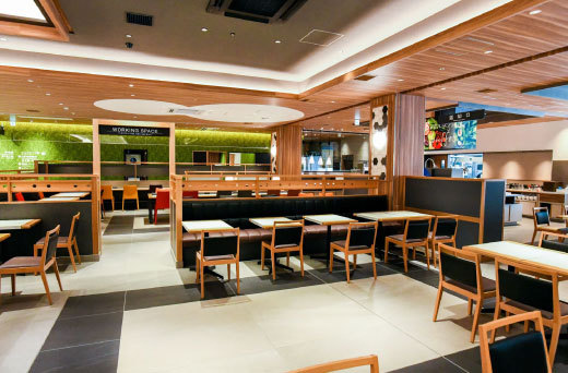 ＜期間限定＞【さき楽28】朝食付・サウナ付大浴場・広いベッドで快適ステイ【万博】