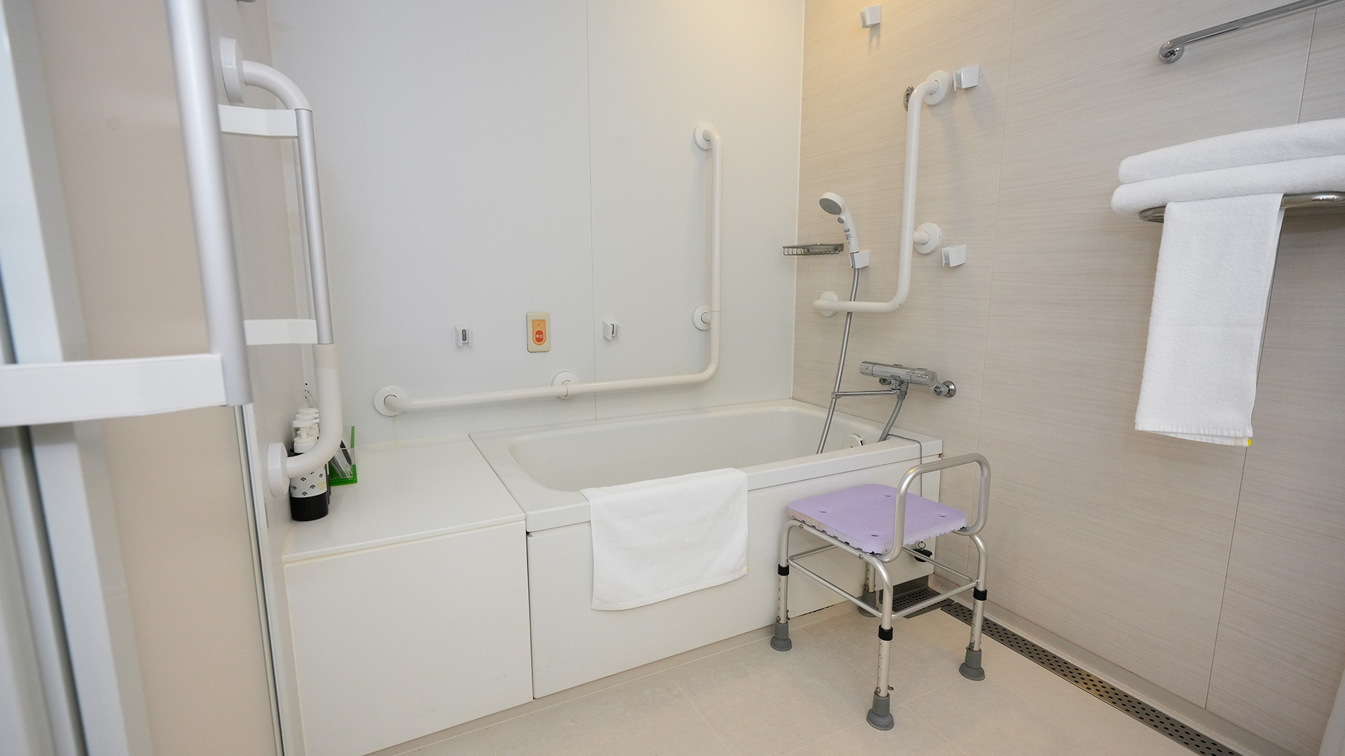 ユニバーサルルーム