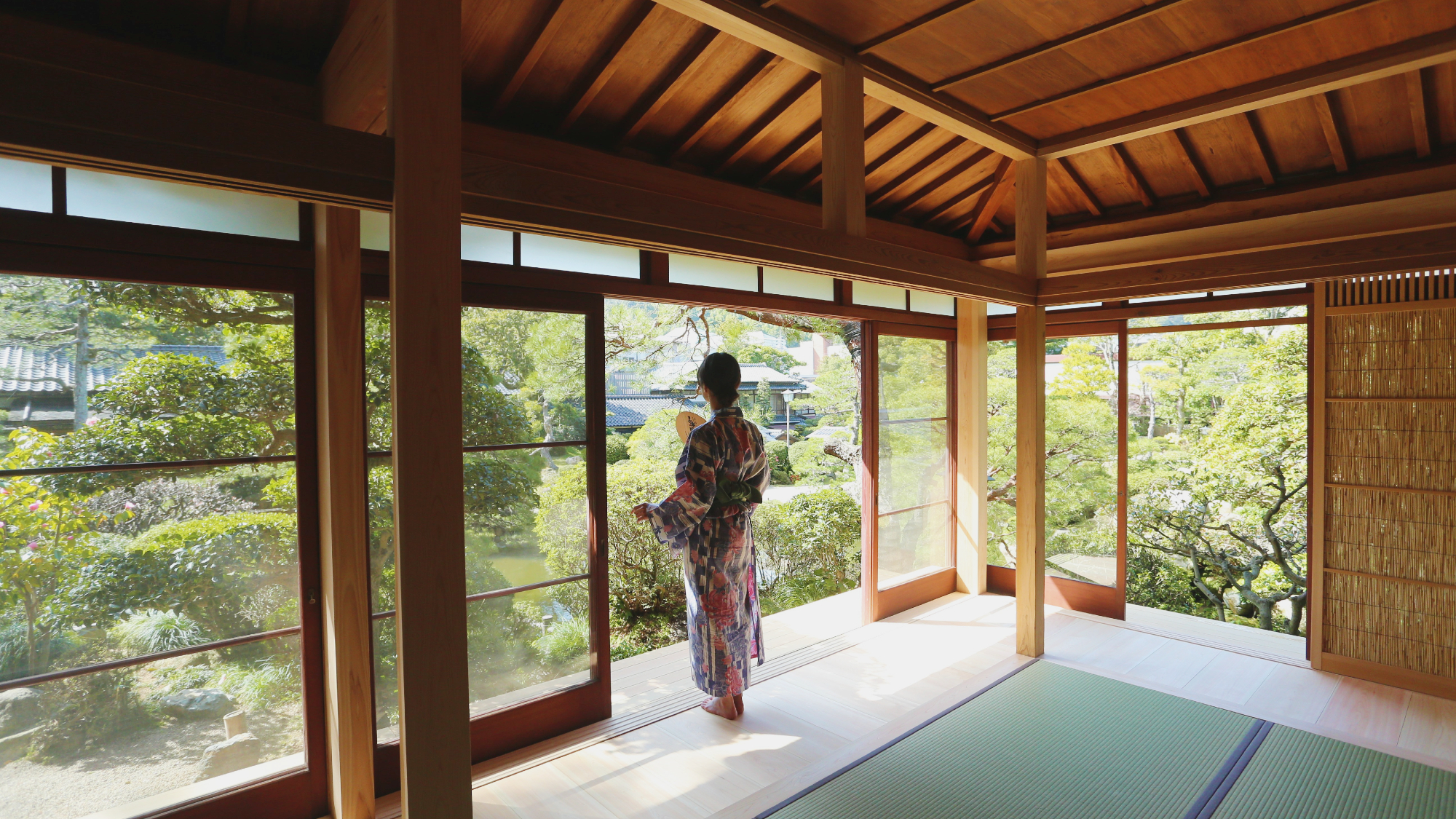 別邸『相生』パノラマビューの日本庭園が広がります