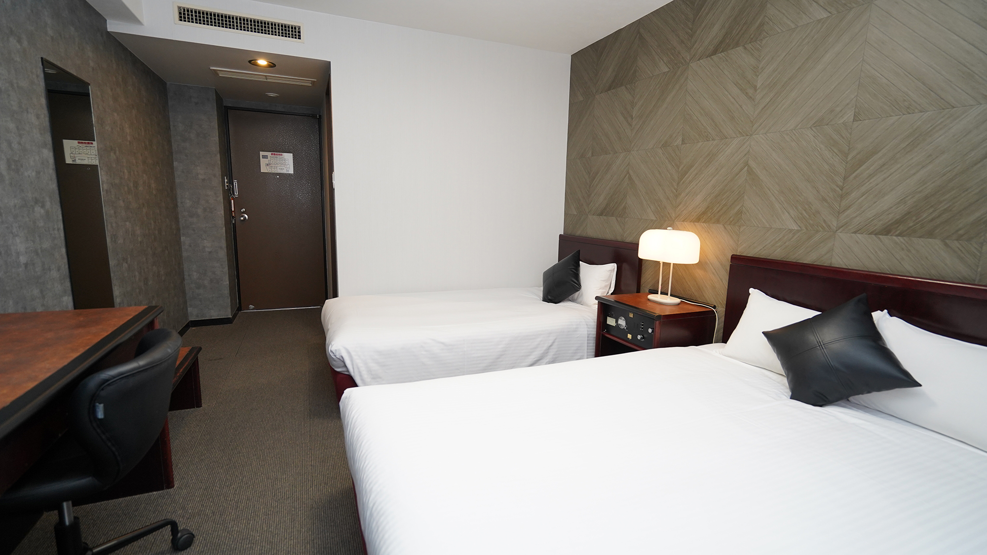 ツインルーム３名利用