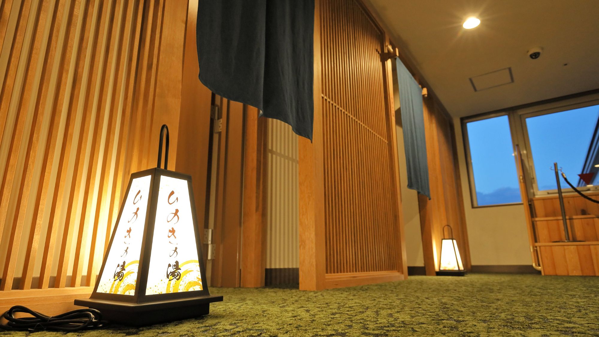 ◆【貸し切り風呂】ひのきの湯／人工ラジウム温泉2つのタイプの貸切家族風呂