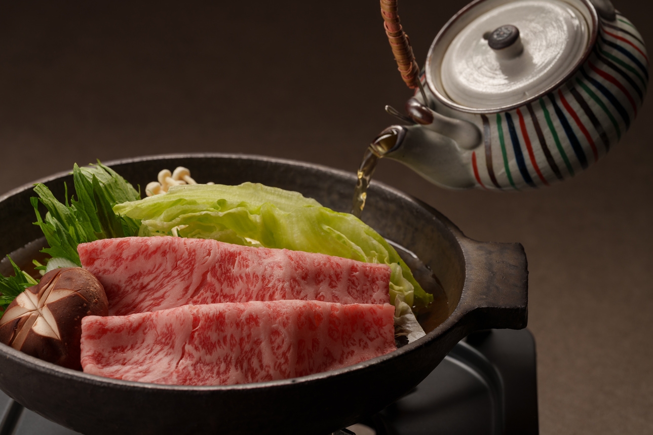 【２食付/オールインクルーシブ】至福の白菊時間…滞在中ドリンク飲み放題〜夕食は最上階の夜景ダイニング