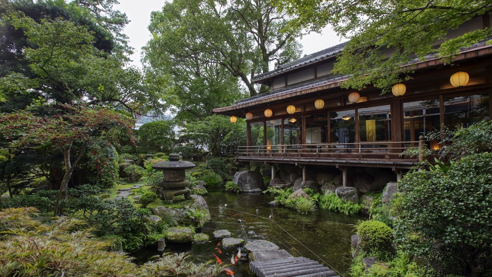 百年庭園