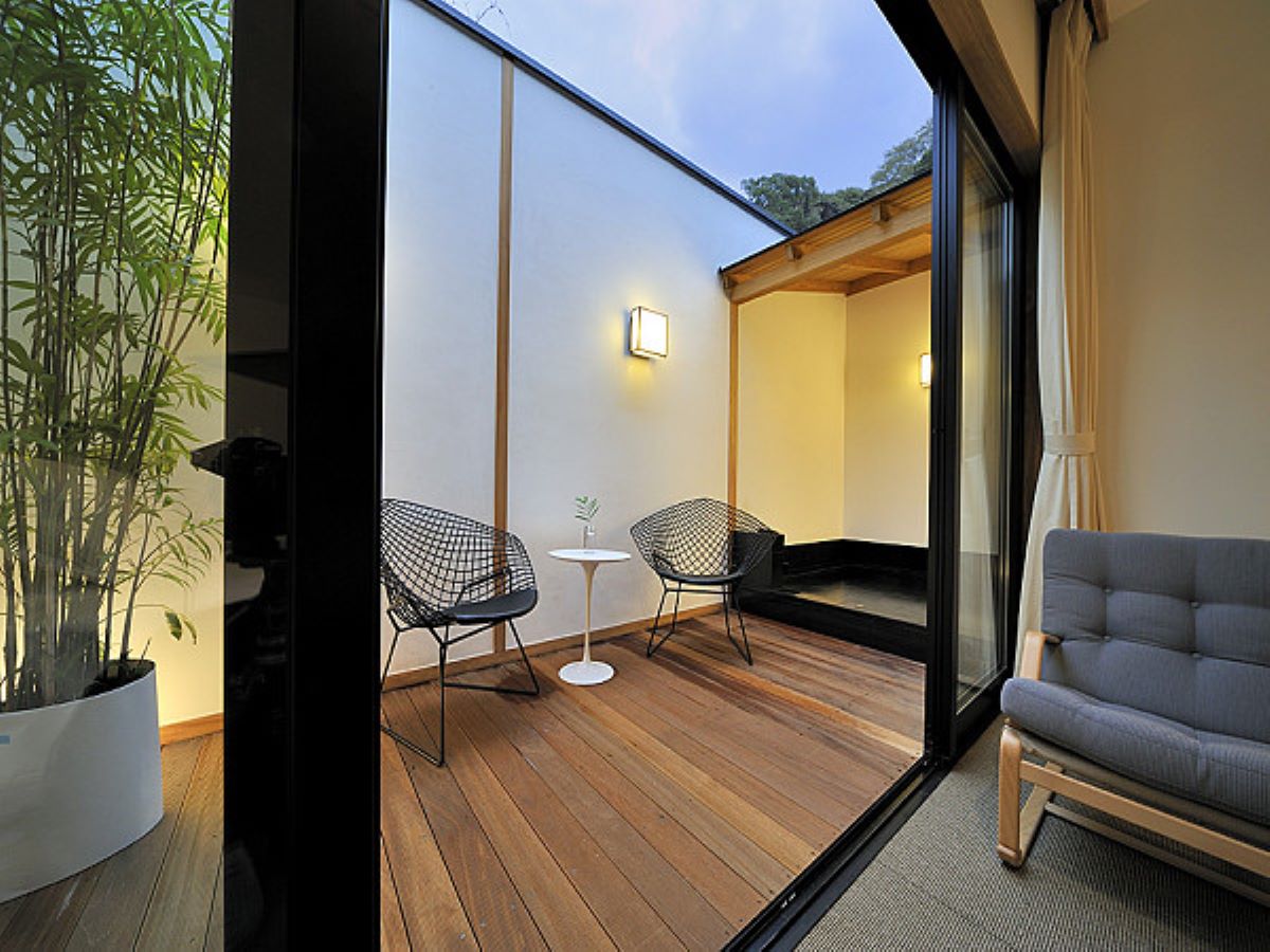 別館【半露天風呂付ツイン・ダブル】