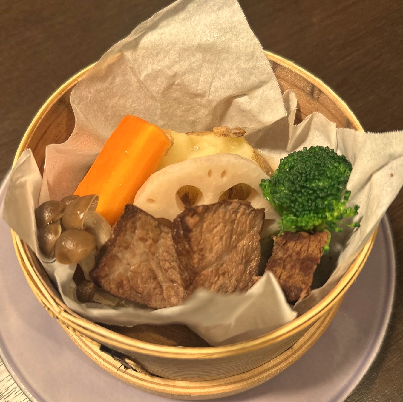 【長崎和牛と馬鈴薯の源泉蒸し】