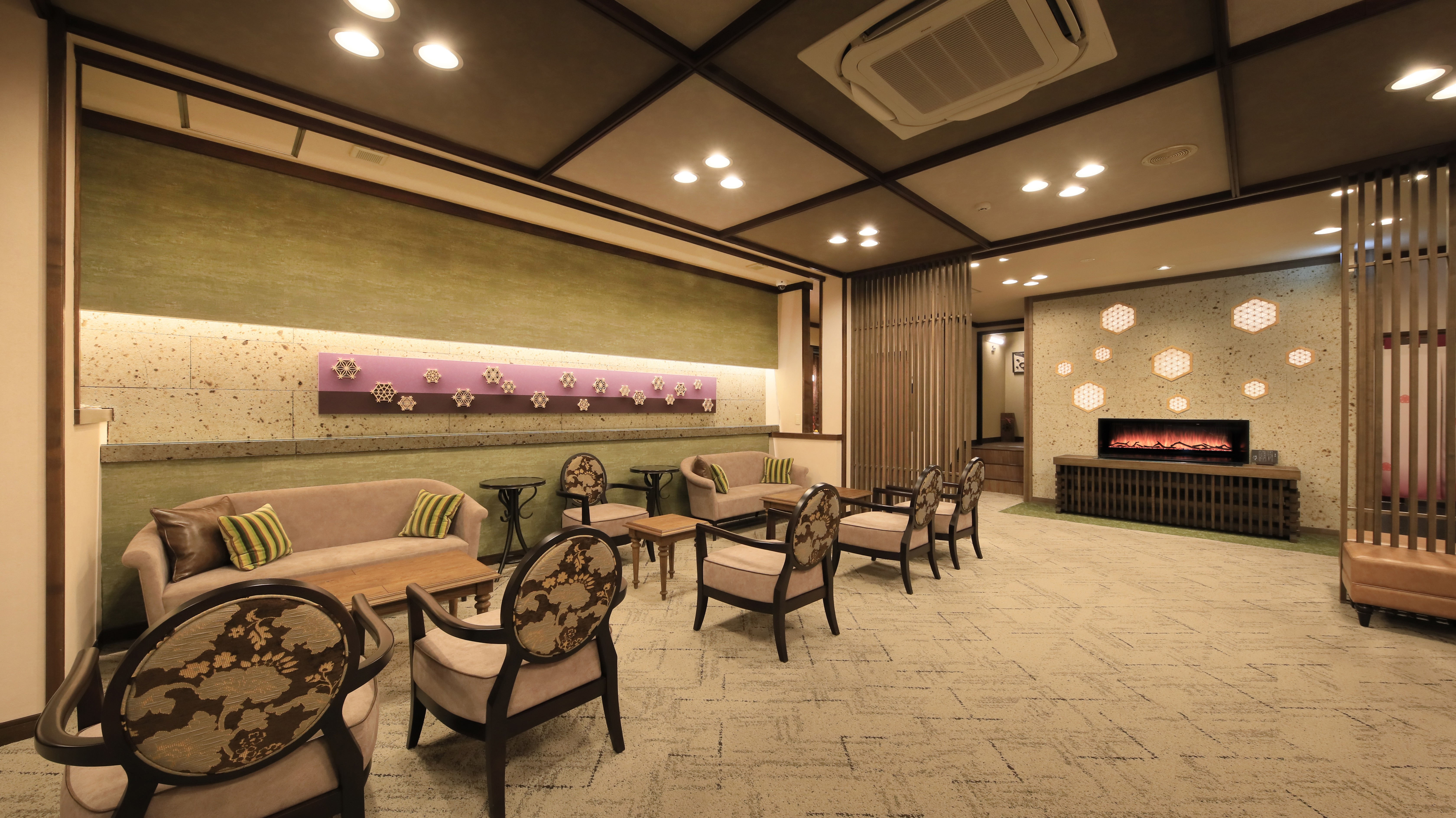 フロントロビー周辺2