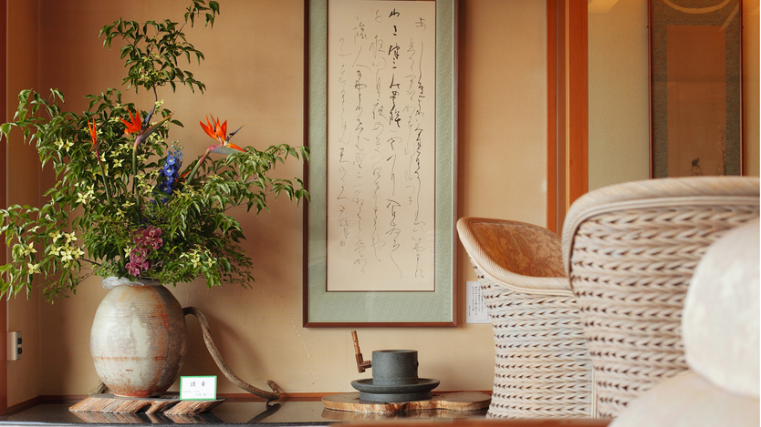 ◆冬Ｐ◆鳥取県産の活松葉蟹を半丁使用 旨味凝縮の蟹刺し＆焼き蟹を堪能するフルコース『蟹づくし会席』