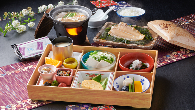 ◆朝食付◆ビジネス・レジャーで到着遅めの方に◆朝ごはんフェス受賞歴ありのあたたかい和定食◆駐車場無料