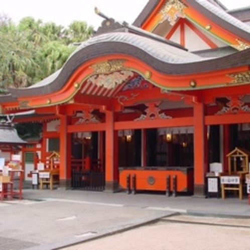 【青島神社・本殿】