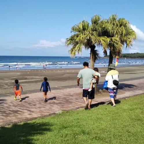 【青島海水浴場】-家族でお散歩-