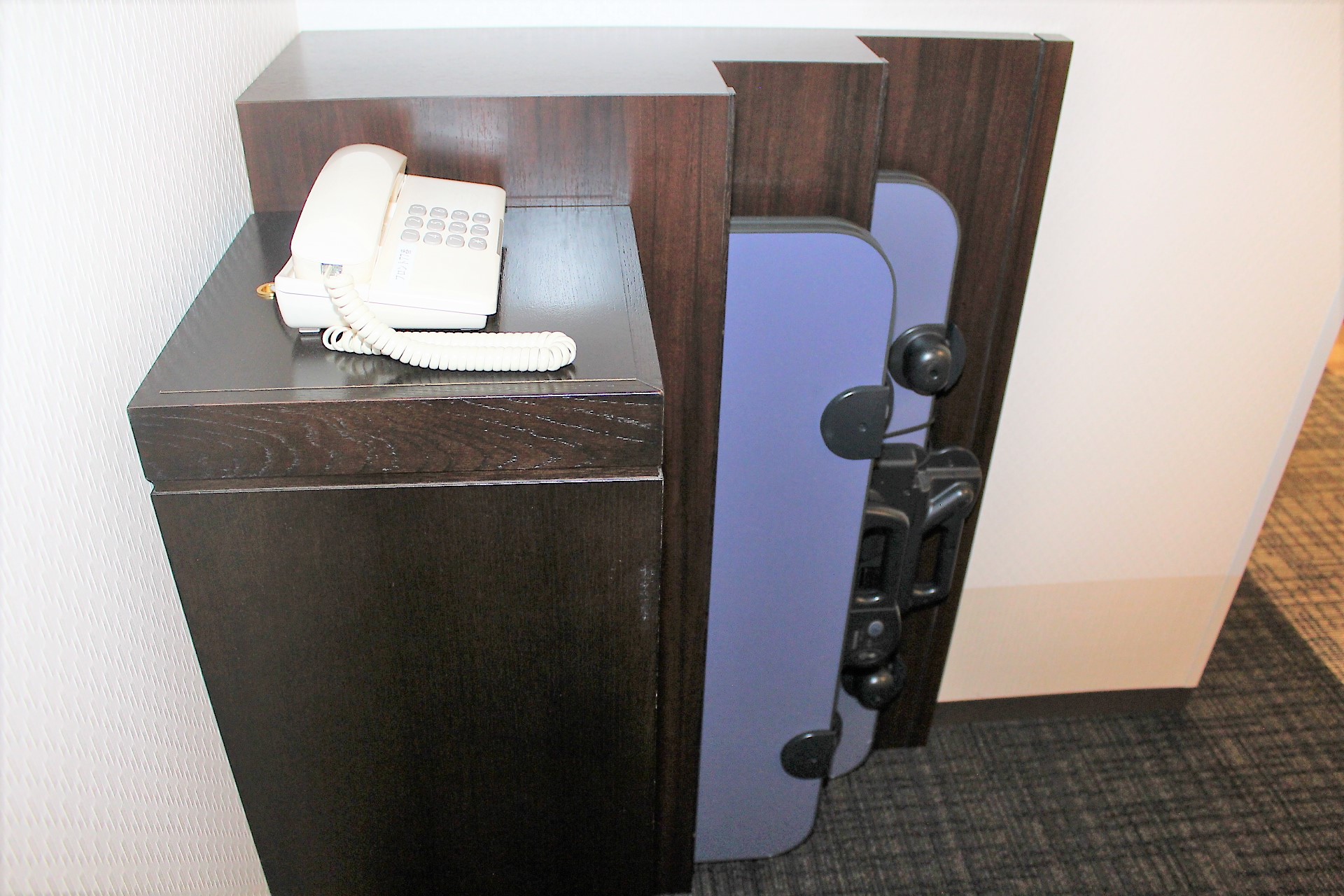 ズボンプレッサー