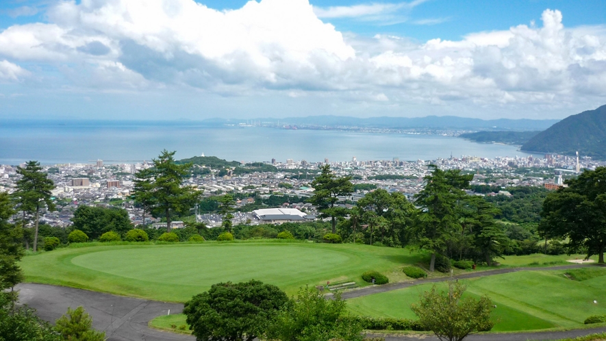 【周辺情報】扇山ゴルフ場で絶景を見ながらプレー