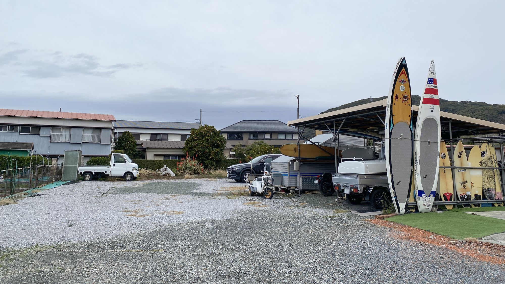 ・【駐車場】20台まで駐車可能。無料で予約不要です。お気軽にお越しください