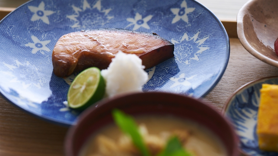 ご朝食 一例