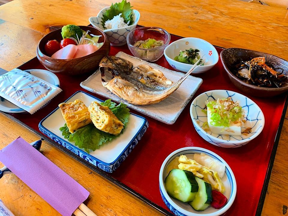 河津桜まつり〜【おふくろの味】朝ごはんプラン〜無料駐車場あり【２２時到着迄ＯＫ】