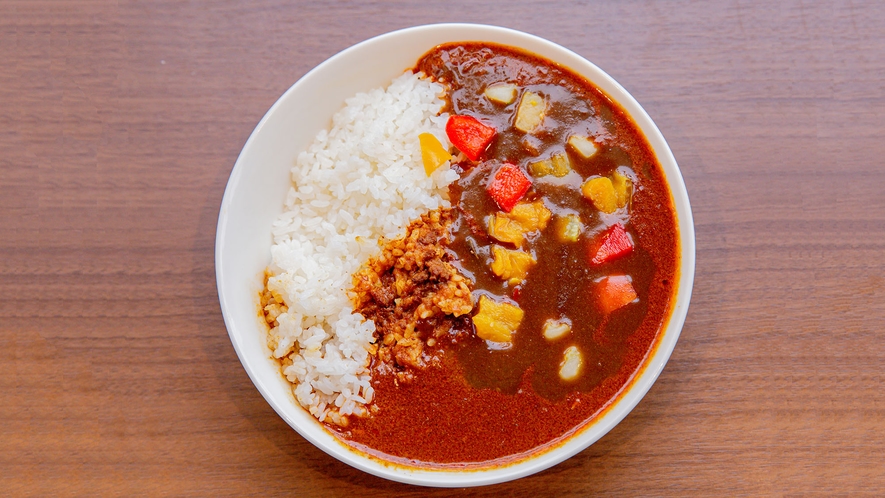 朝カレーサービース（朝7時～10時まで）