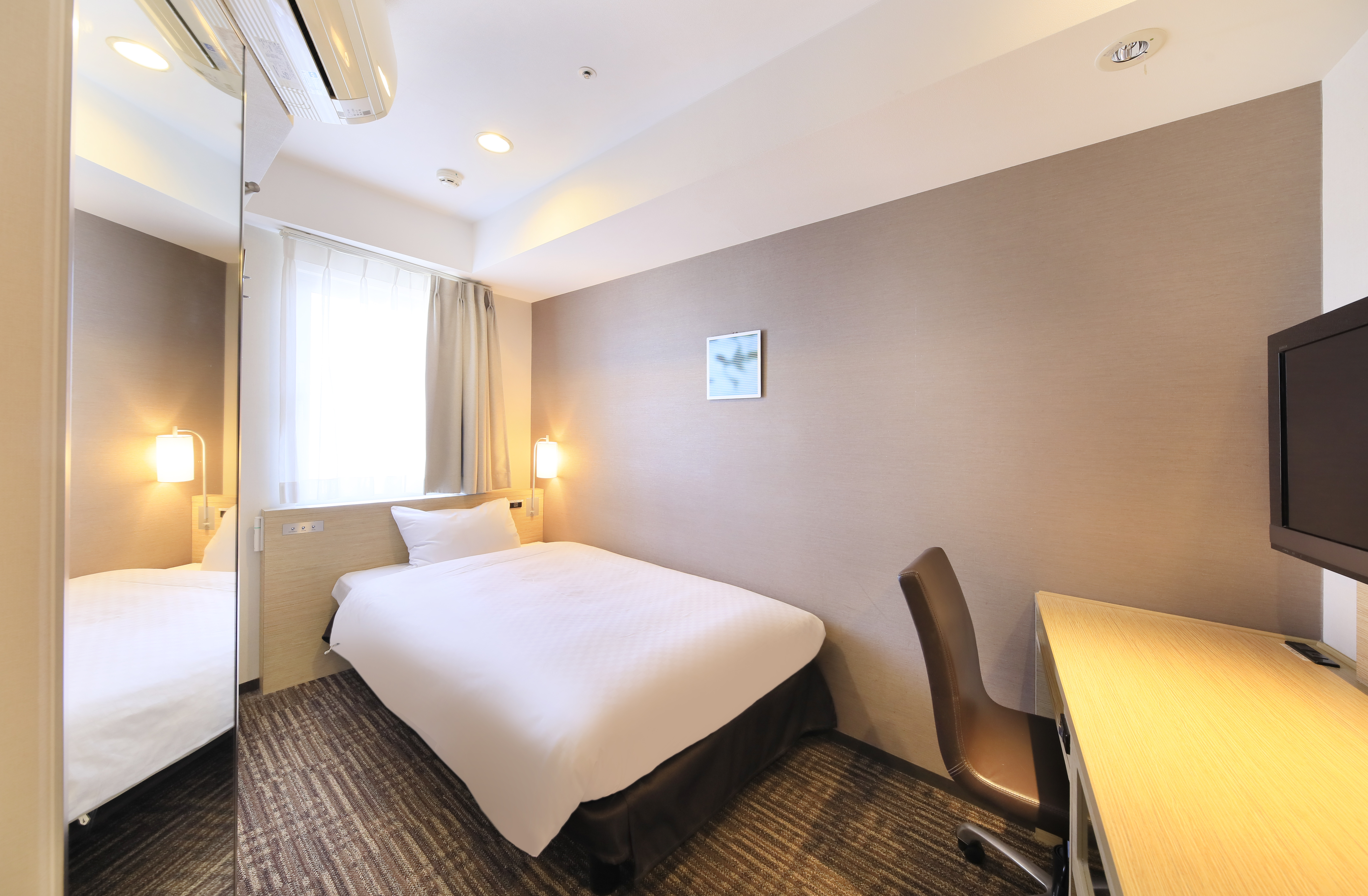 シングルB(11㎡ / 110cmサイズベッド)