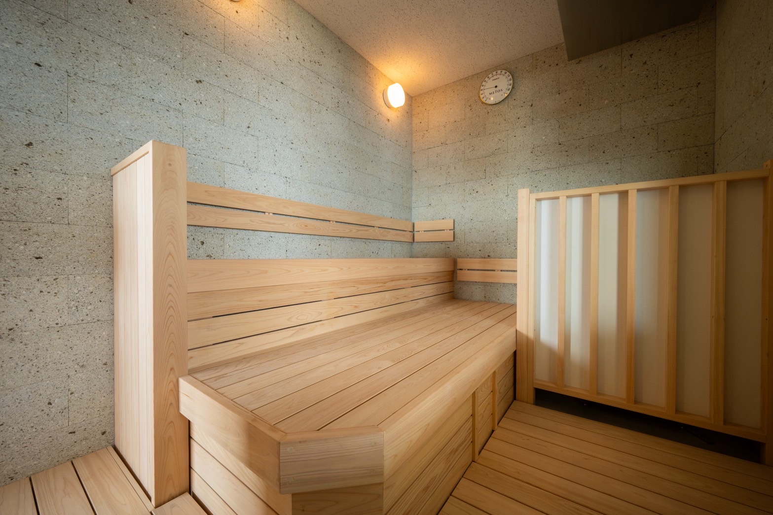 サウナ　イメージ