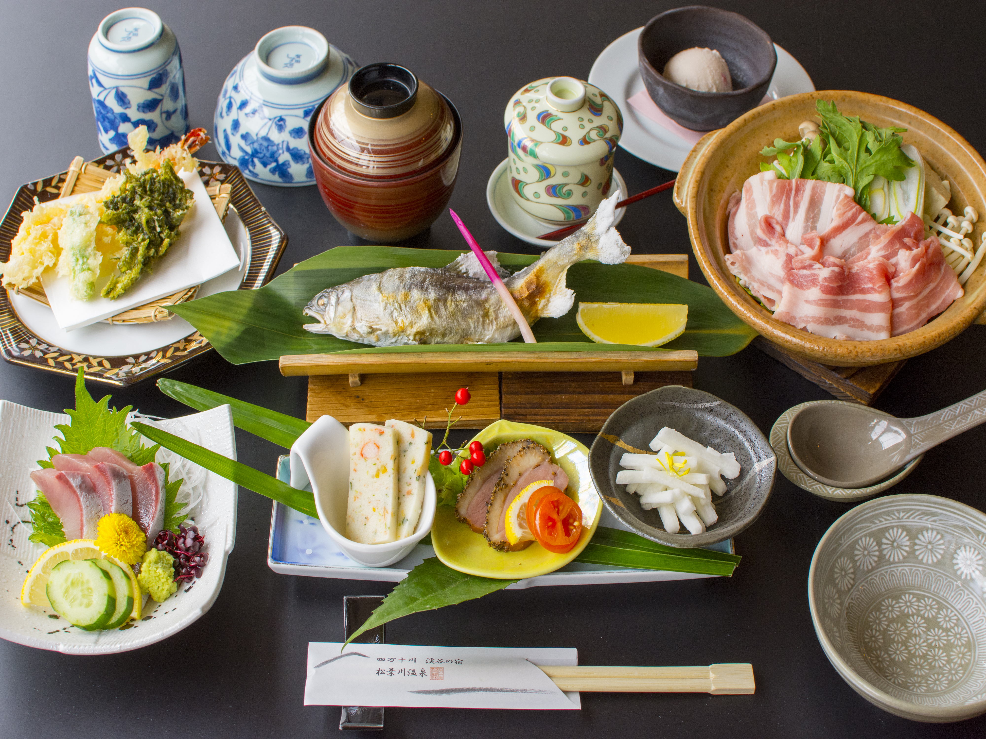 子持ち鮎付き四万十の和会席（一例）