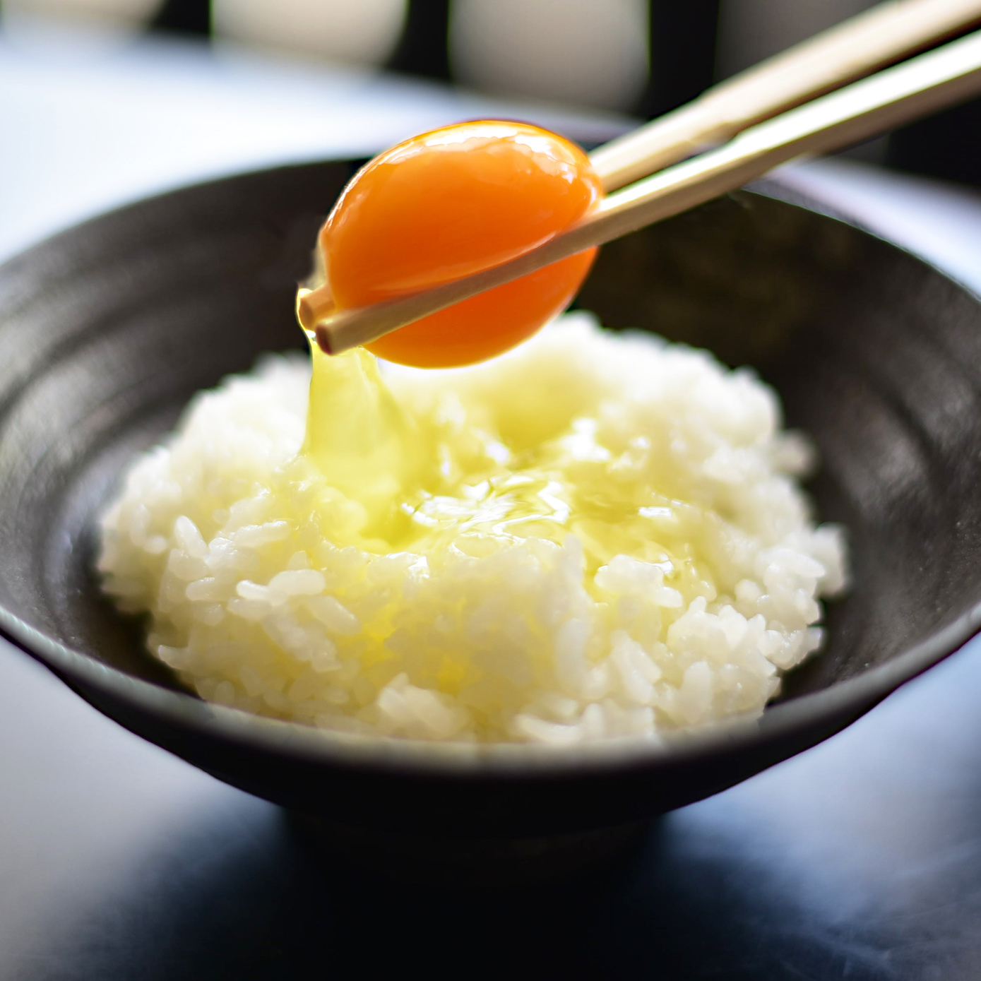 【一番人気！特選但馬牛会席＆但熊玉子たまごかけごはん朝食】甘くとろける霜降り但馬牛を石焼で♪