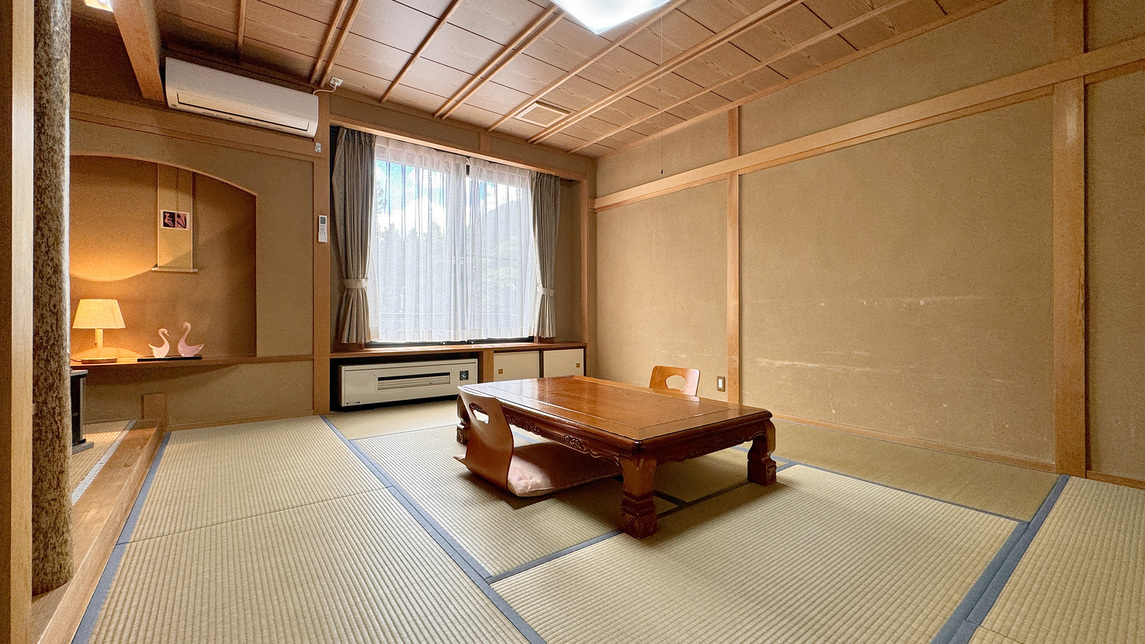 【客室】 和室10畳 