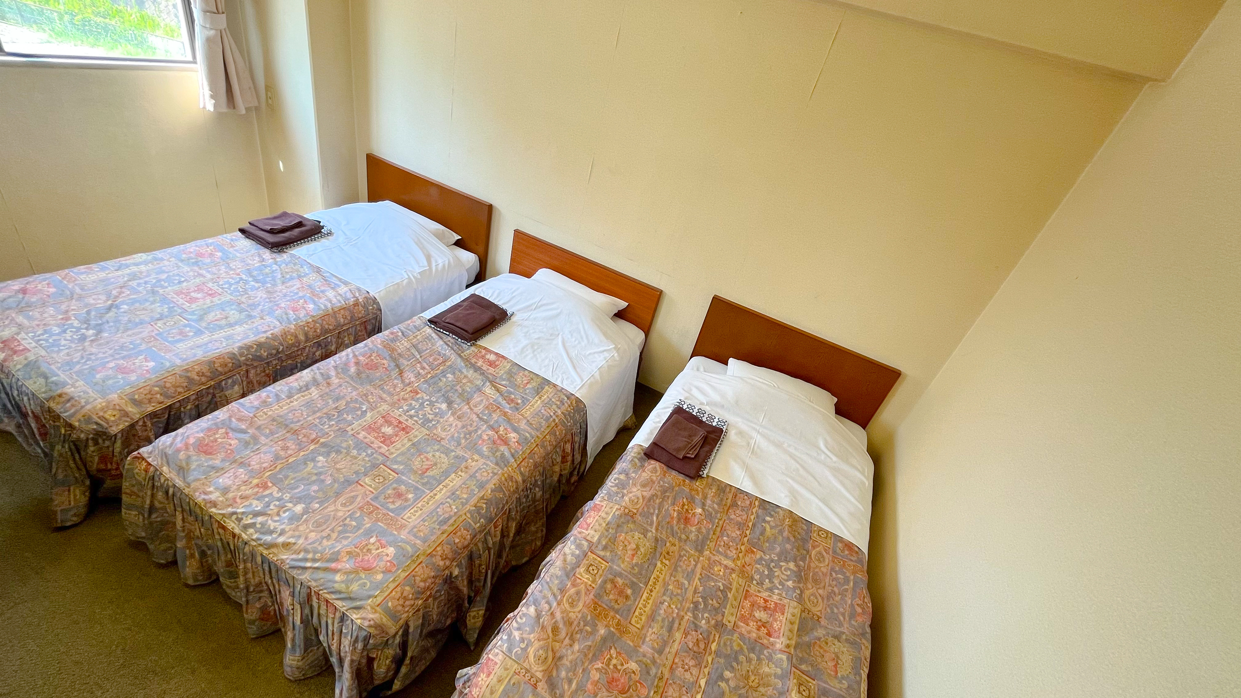 トリプルベッド