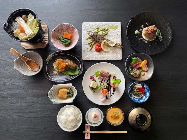 スタンダード1泊2食付【夕食付・朝食付】