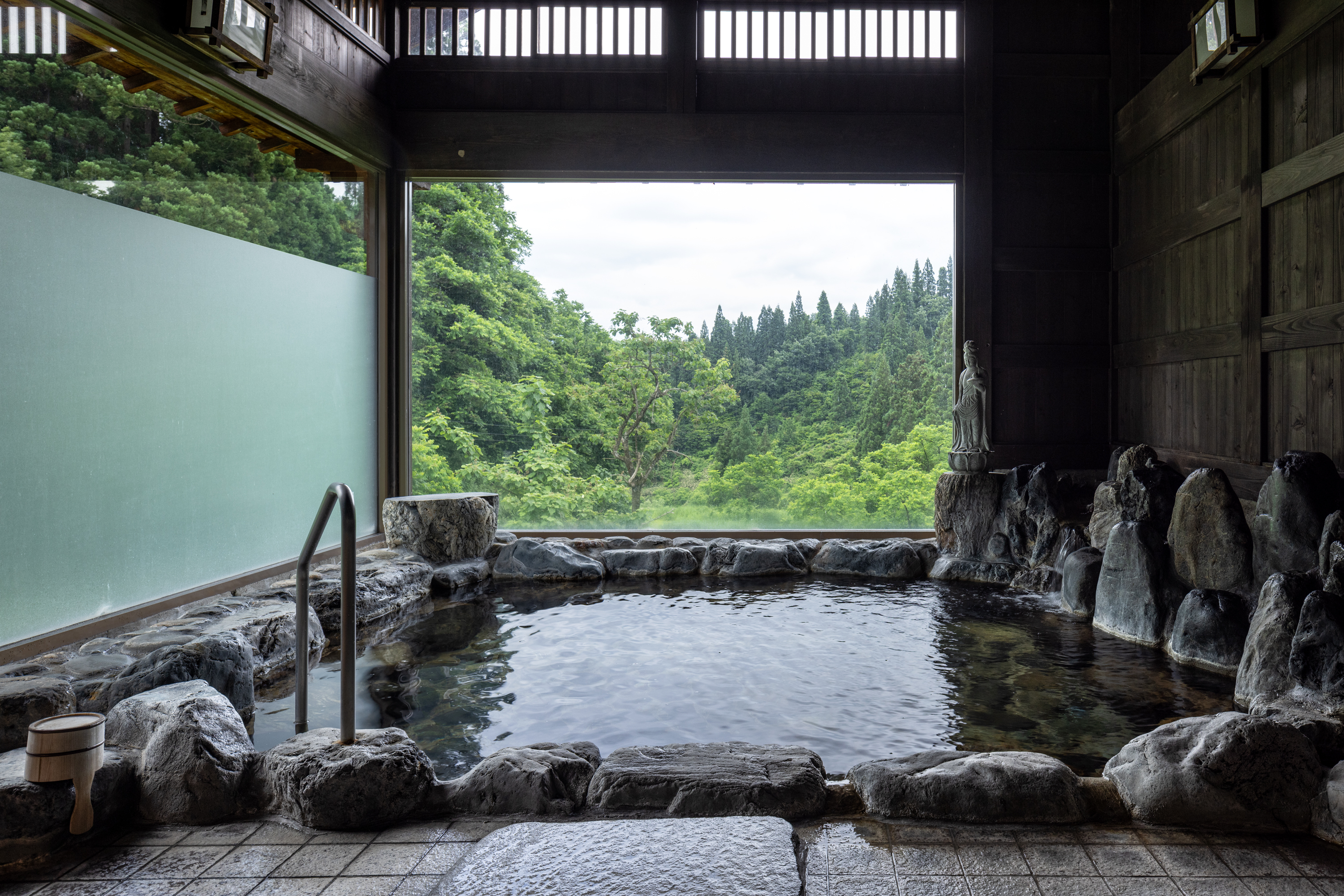 白妙の湯　婦人