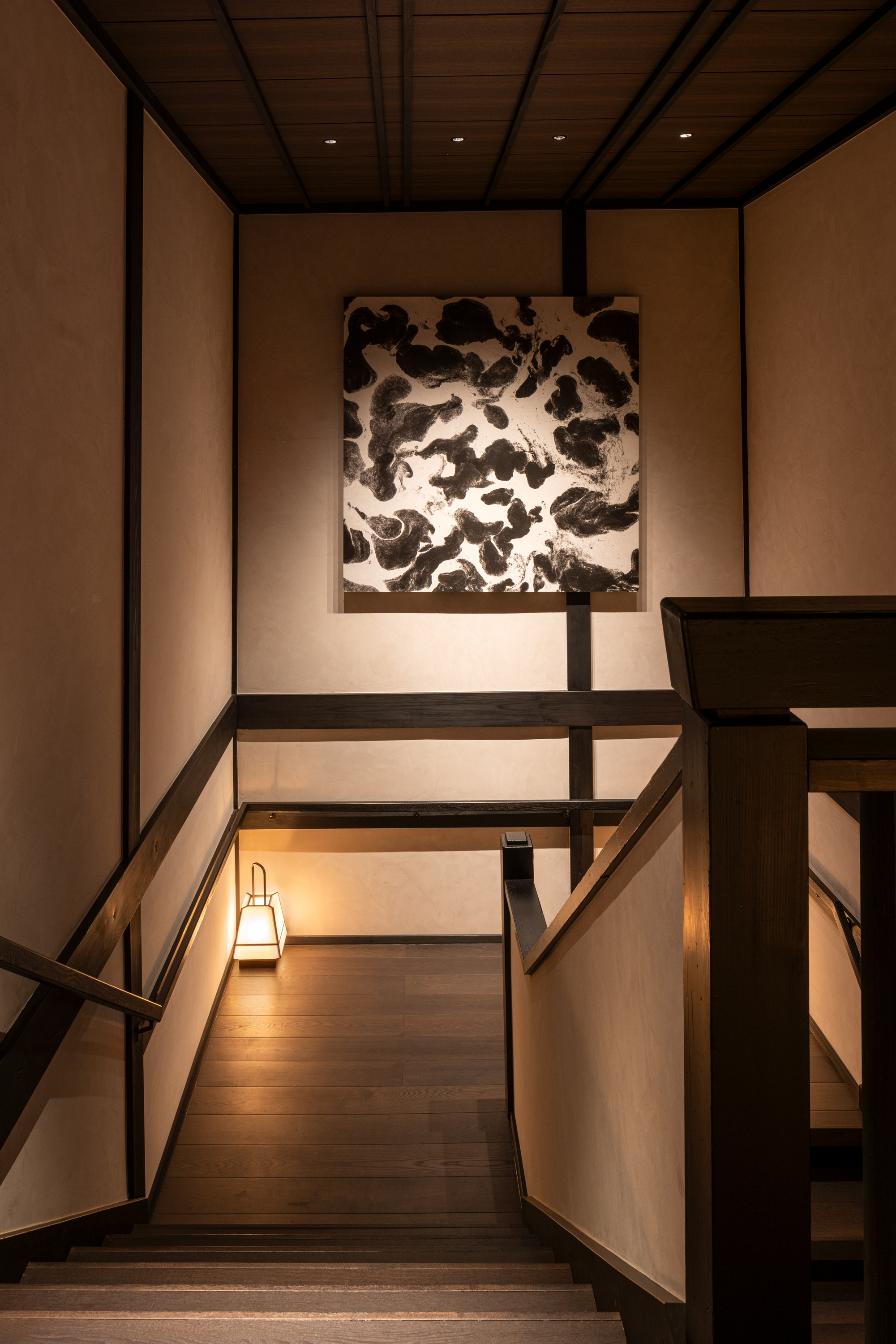 本館階段アート