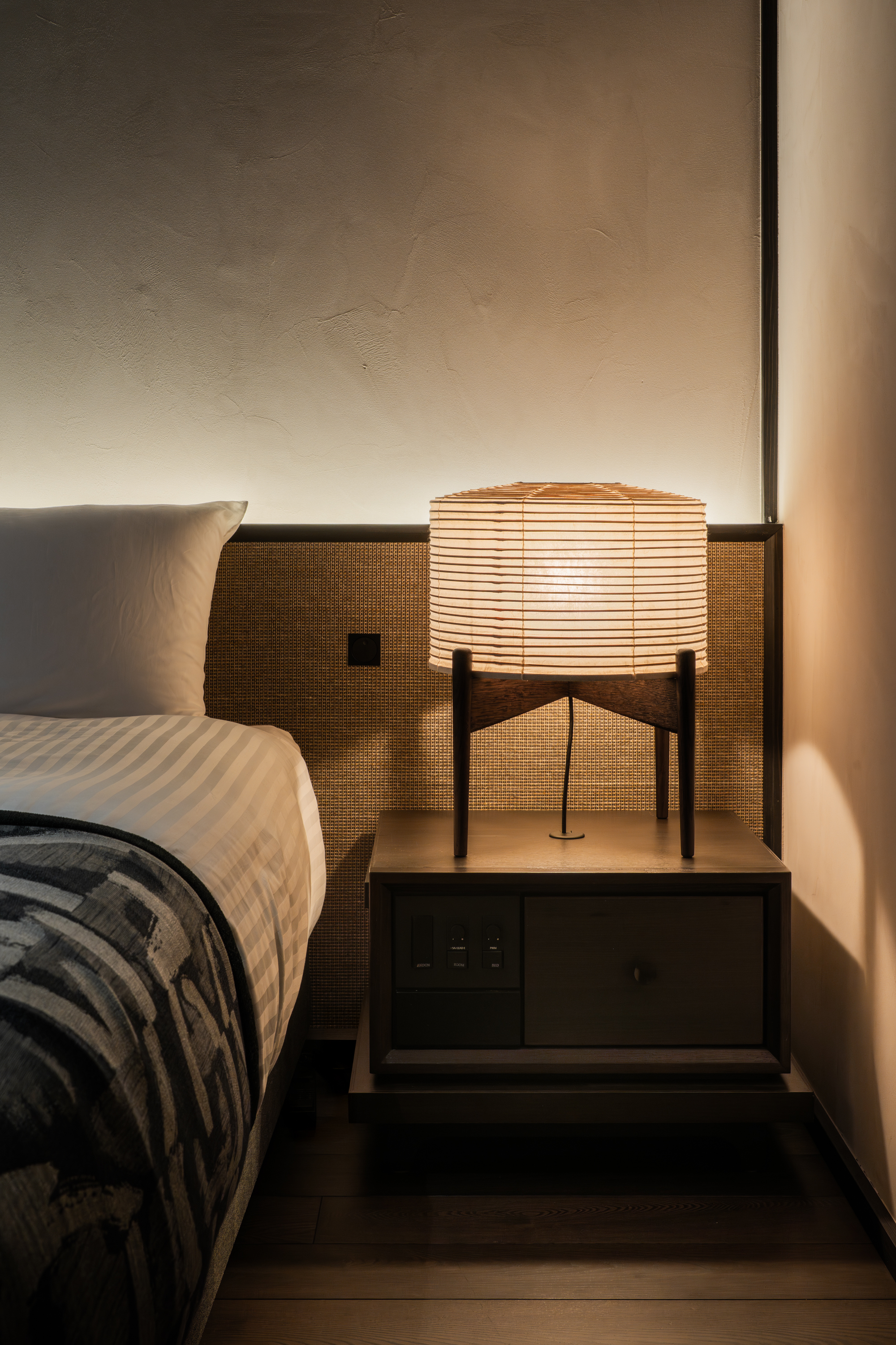 貴賓室206号室行燈