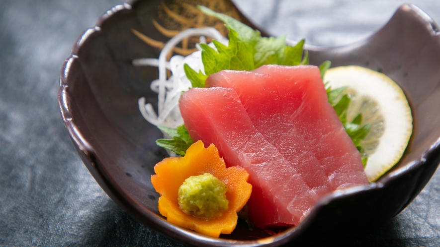 【ご夕食一例】宮崎の海の幸を存分にご堪能ください。