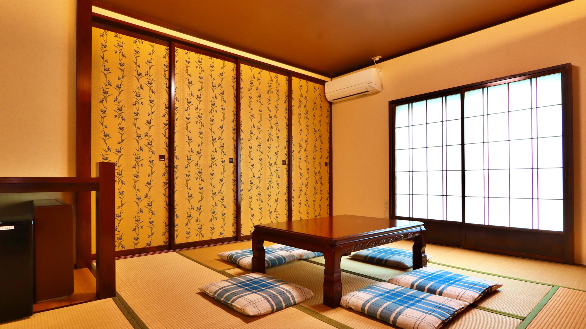 【特別室】9.5畳+6.5畳　ファミリー・グループにおすすめ！