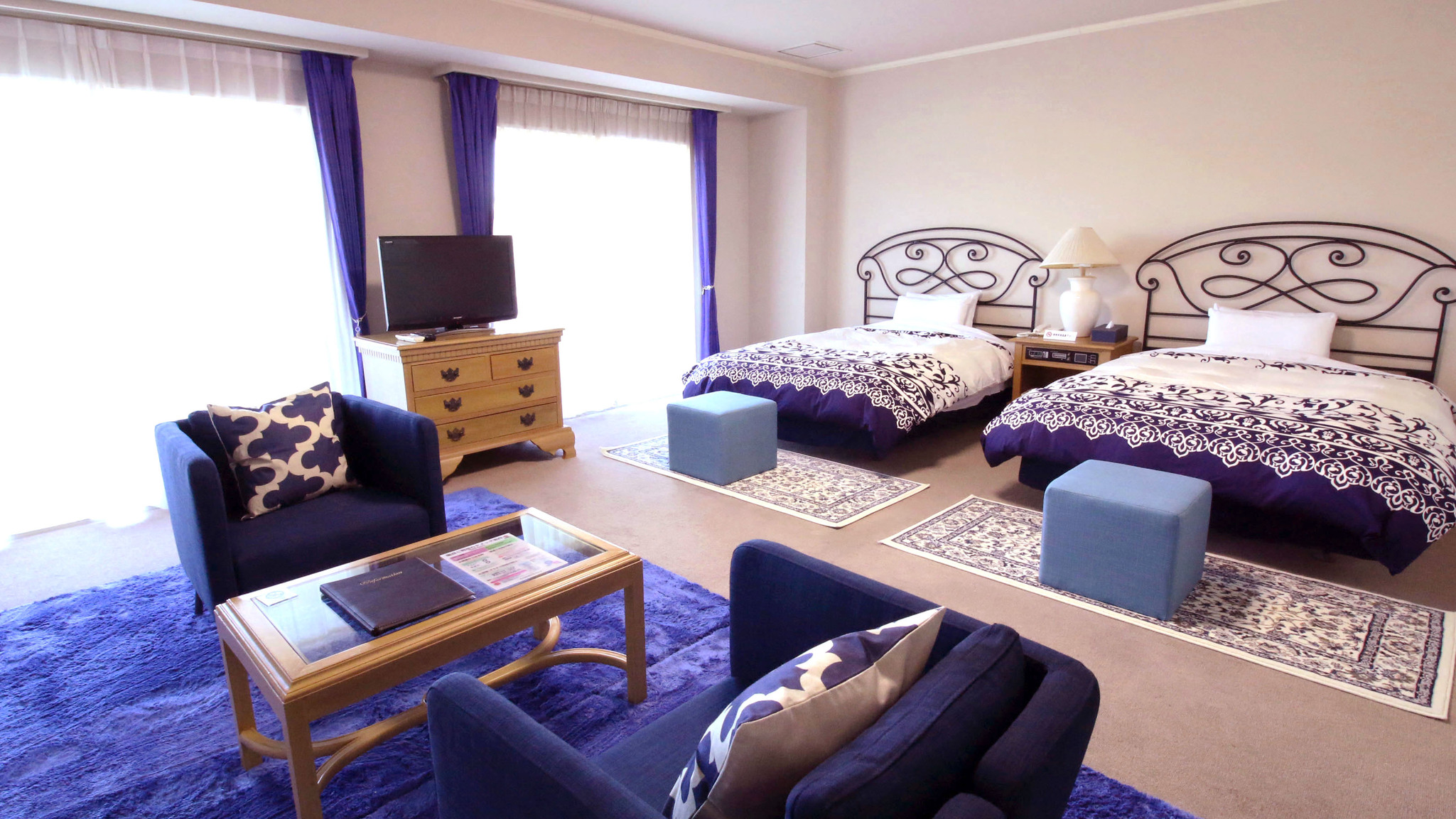 Delux Hotel