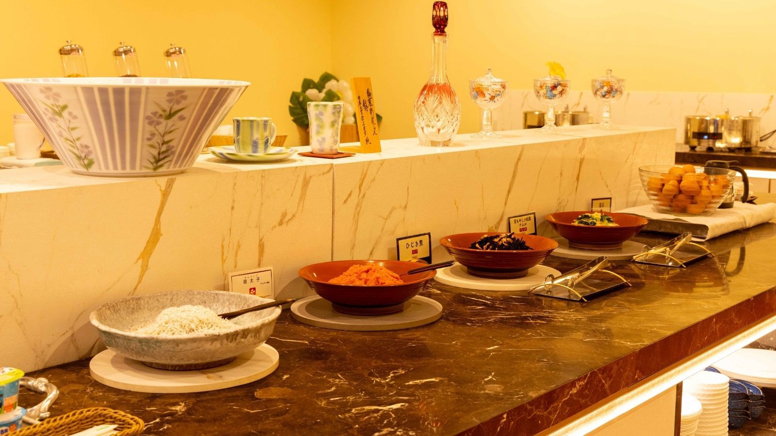 【1泊朝食付】お気軽にリゾートステイ！21時チェックインOK！広々大浴場も完備！