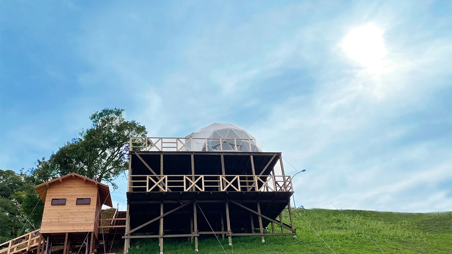 展望ドームテント★自家用車乗入れ【28平米+デッキ72平米】