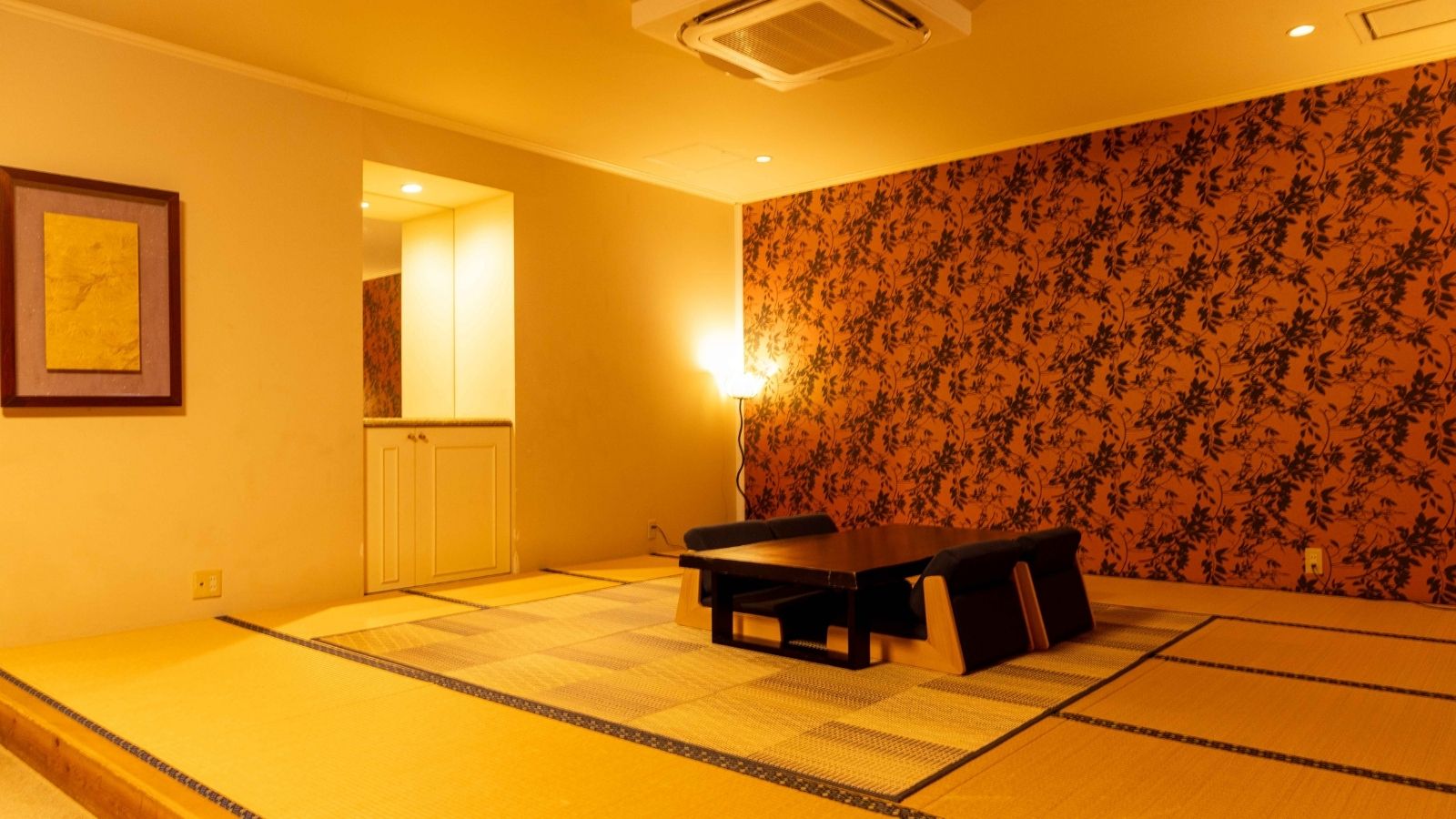 デラックス・ホテル