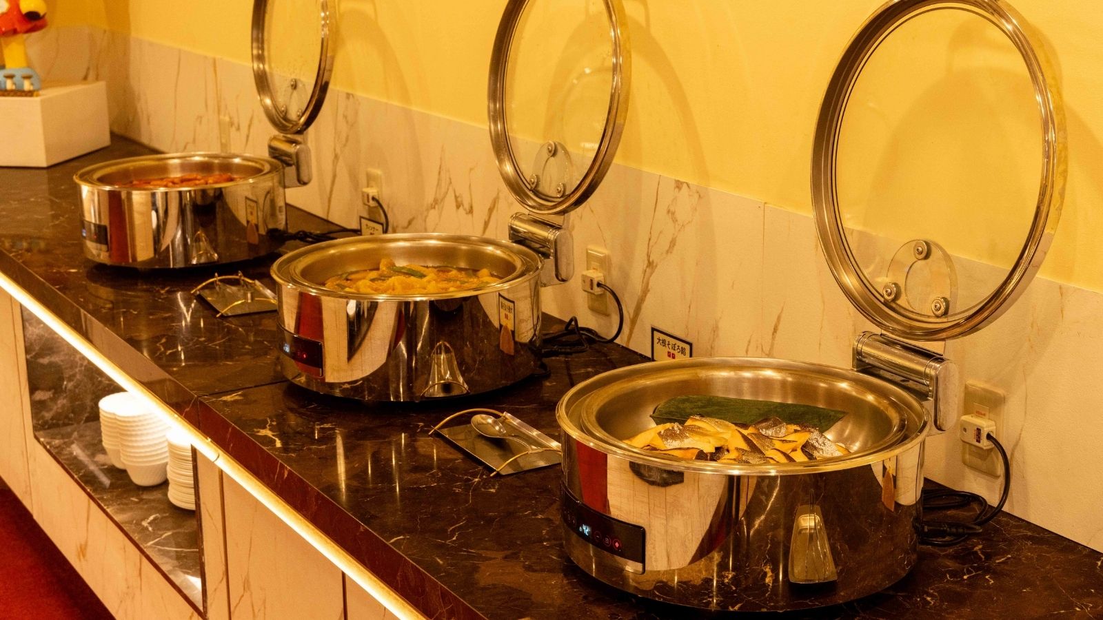 朝食 バイキング