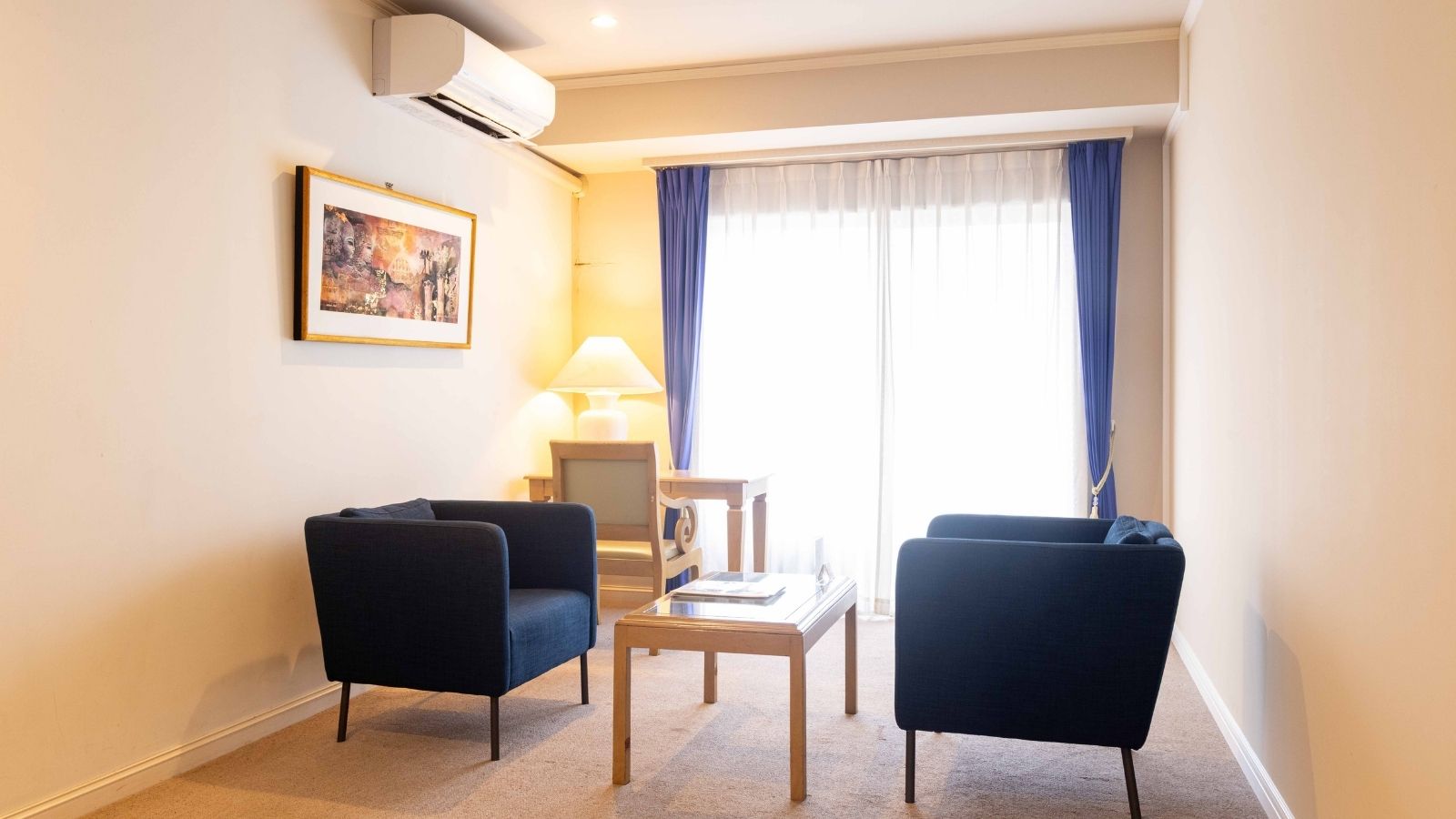 デラックス・ホテル