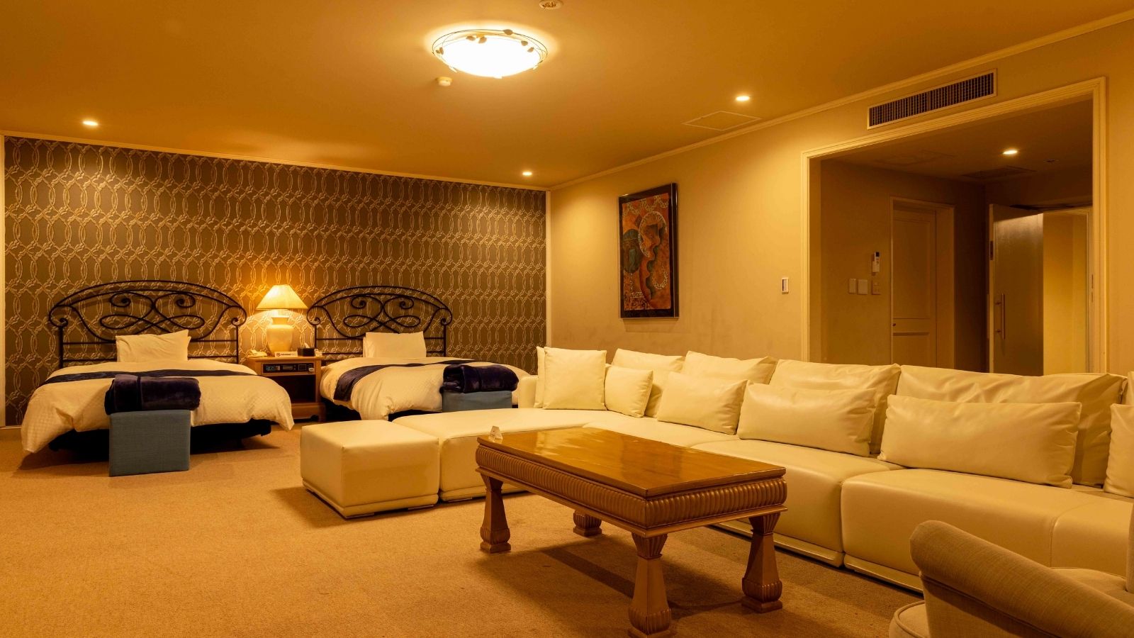 デラックス・ホテル