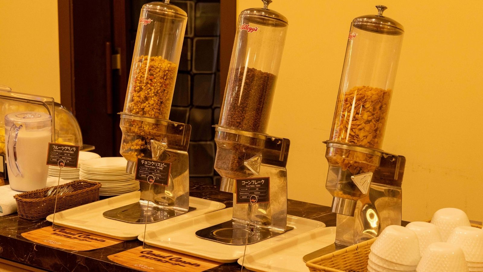 朝食 バイキング