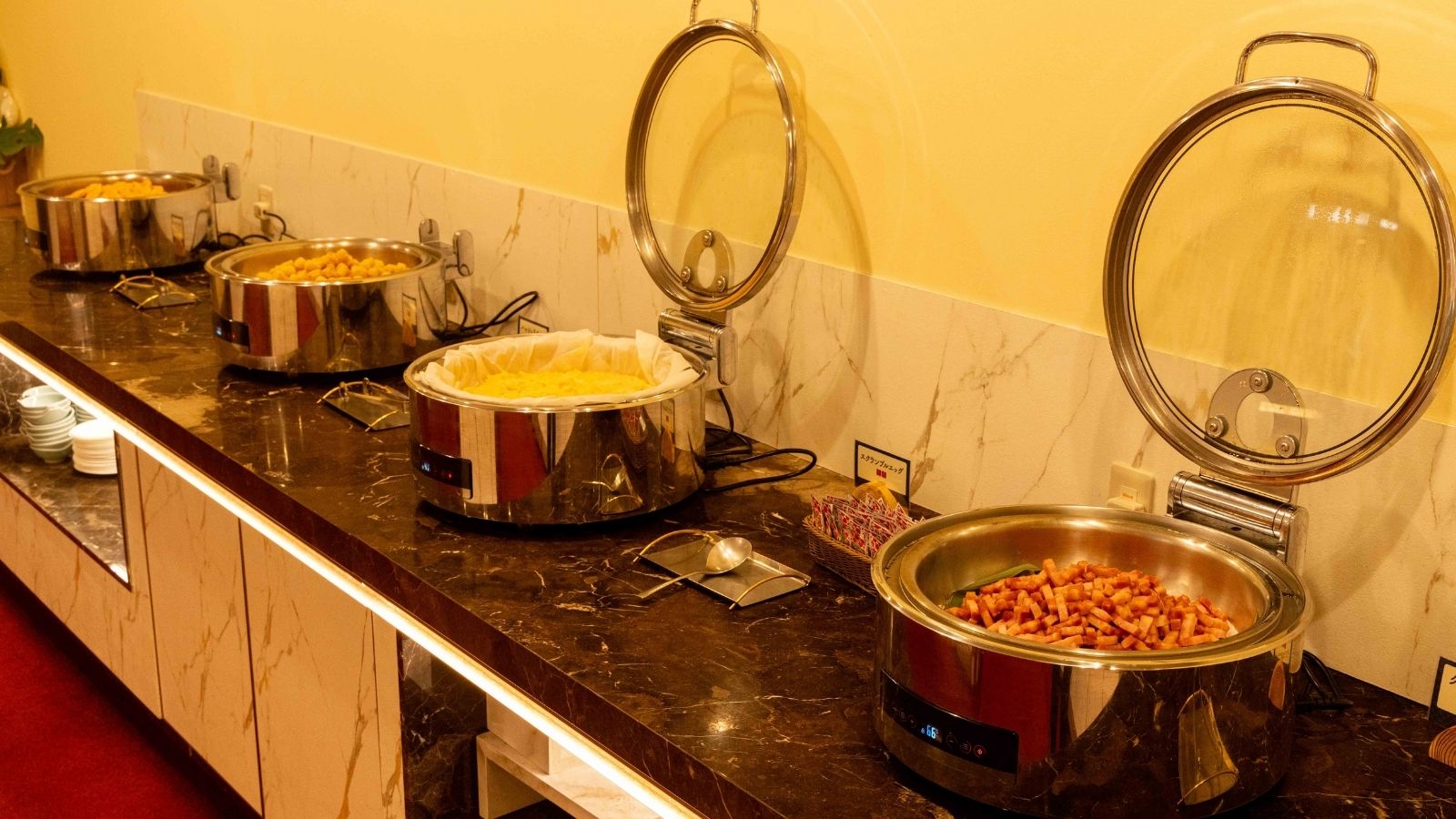 朝食 バイキング