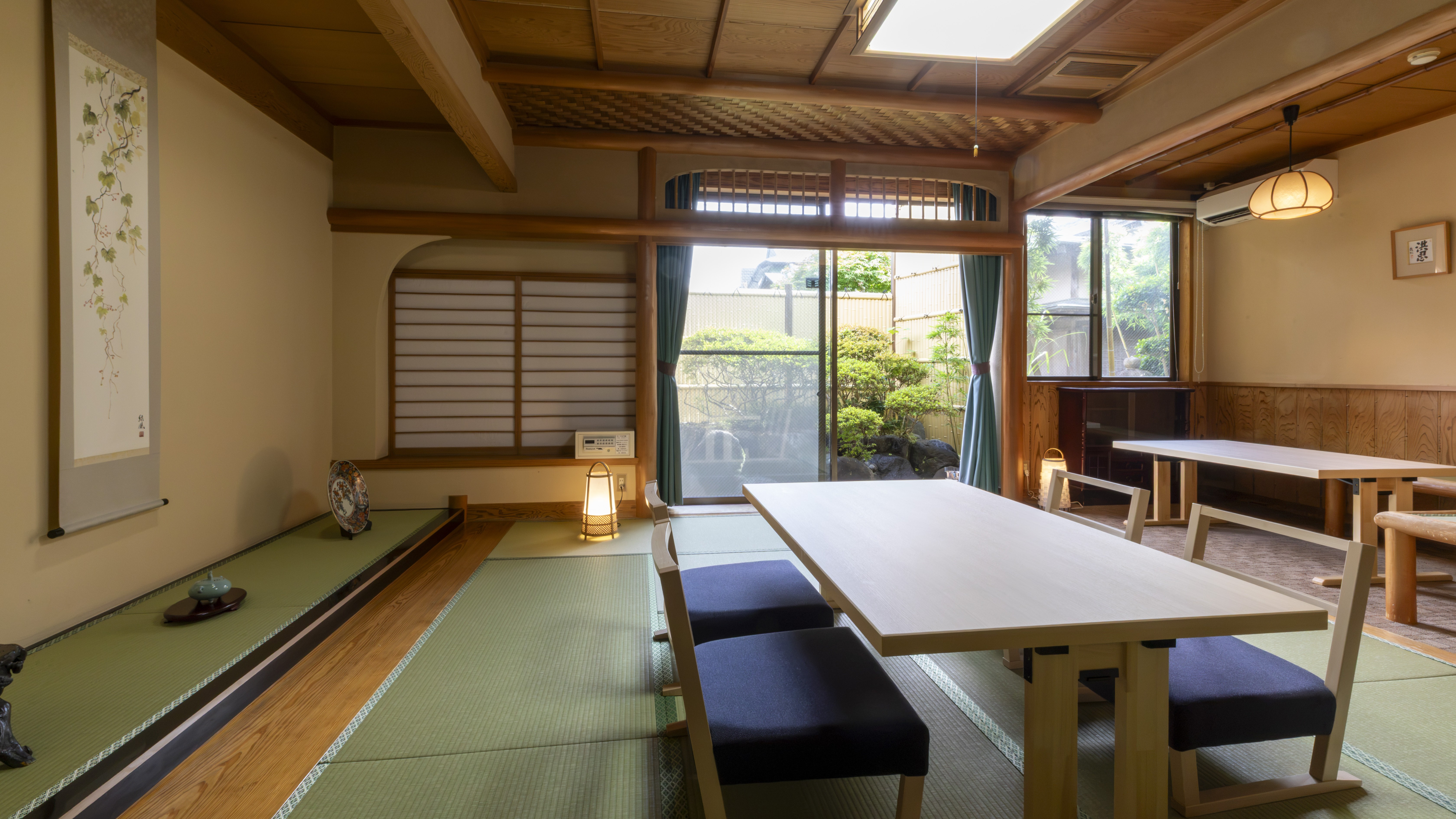 【露天風呂付客室】104嘉祥の間　和室46㎡+箱庭