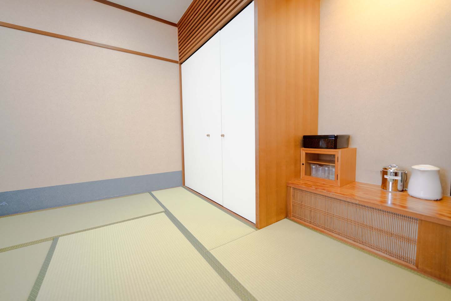 和洋室　和室内②