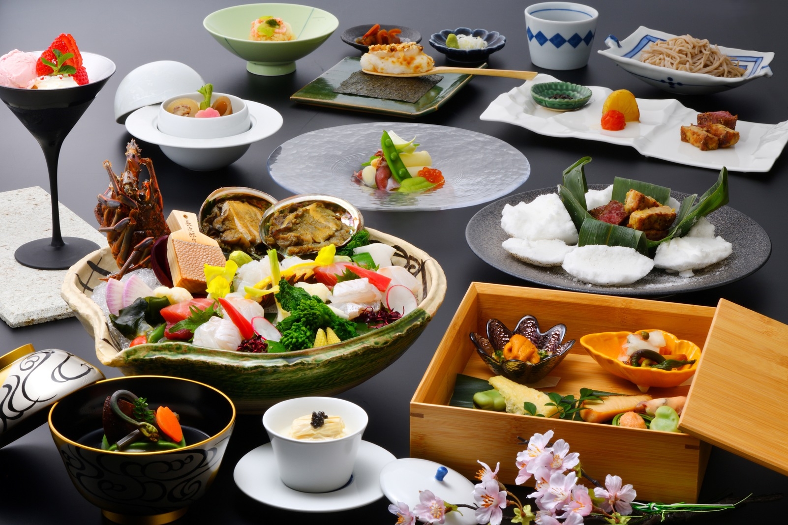 日限定★２つの温泉露天風呂付離れ＆22000円最上級懐石！全室同料金の48400円〜⇒33900円〜