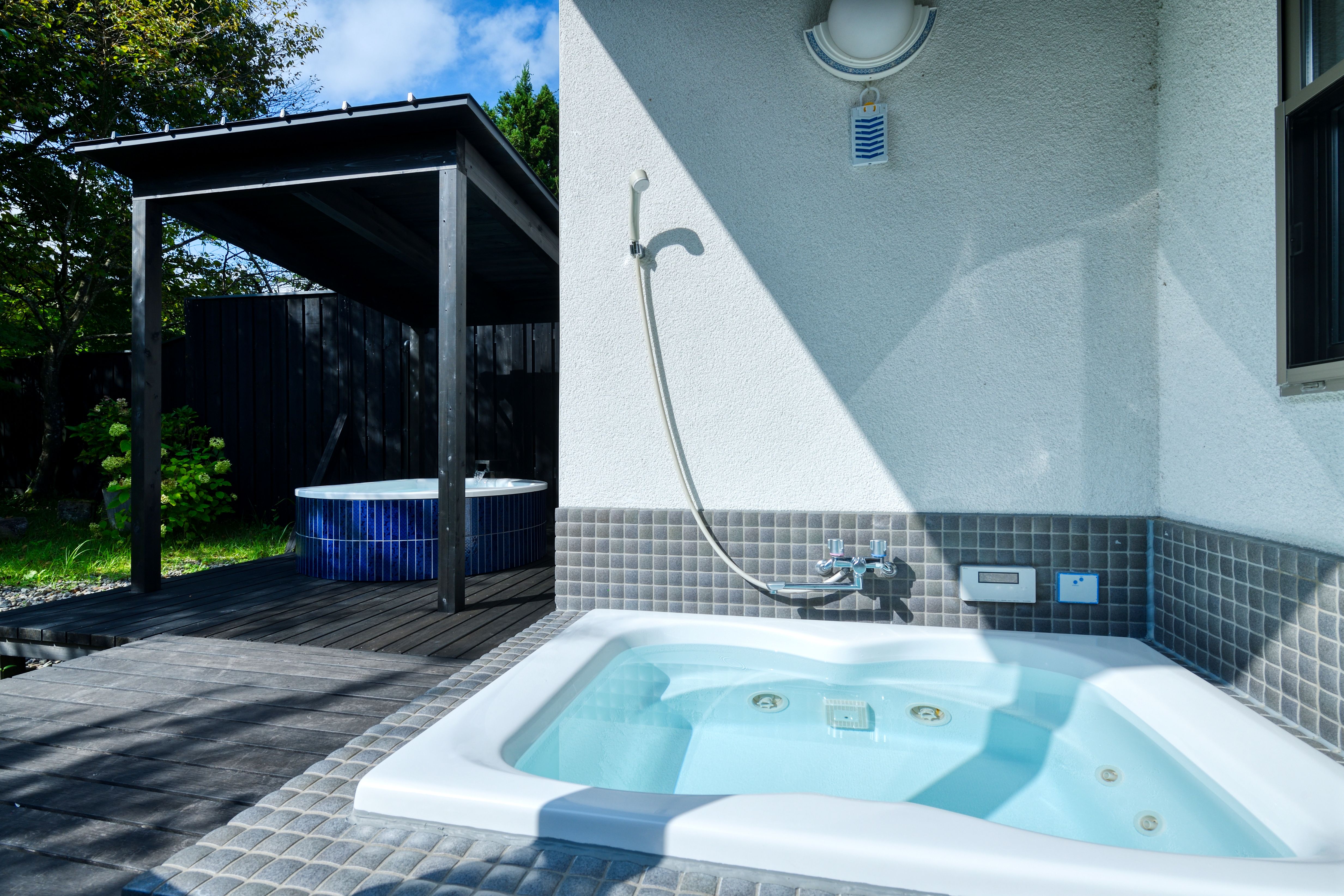 特別室「蔵」２つの温泉露天風呂