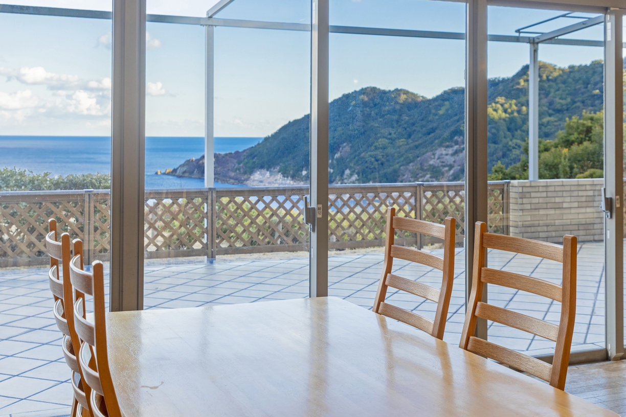 【楽天スーパーSALE】【1泊夕食付◇スタンダード和会席】夕食は海の幸満喫＆朝はのんびり♪夕食のみ